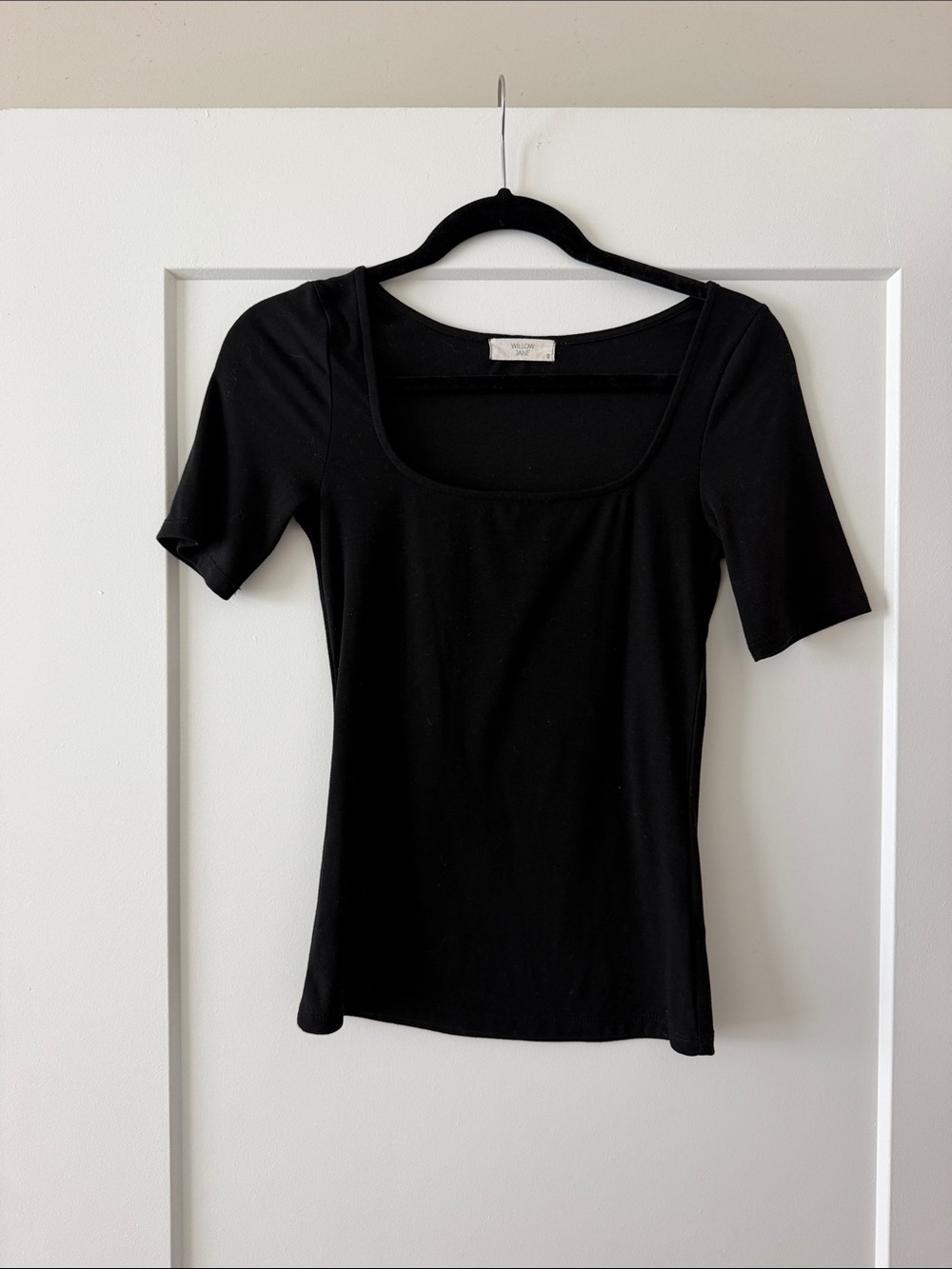 Black Scoop Neck Short Sleeve Women's Top